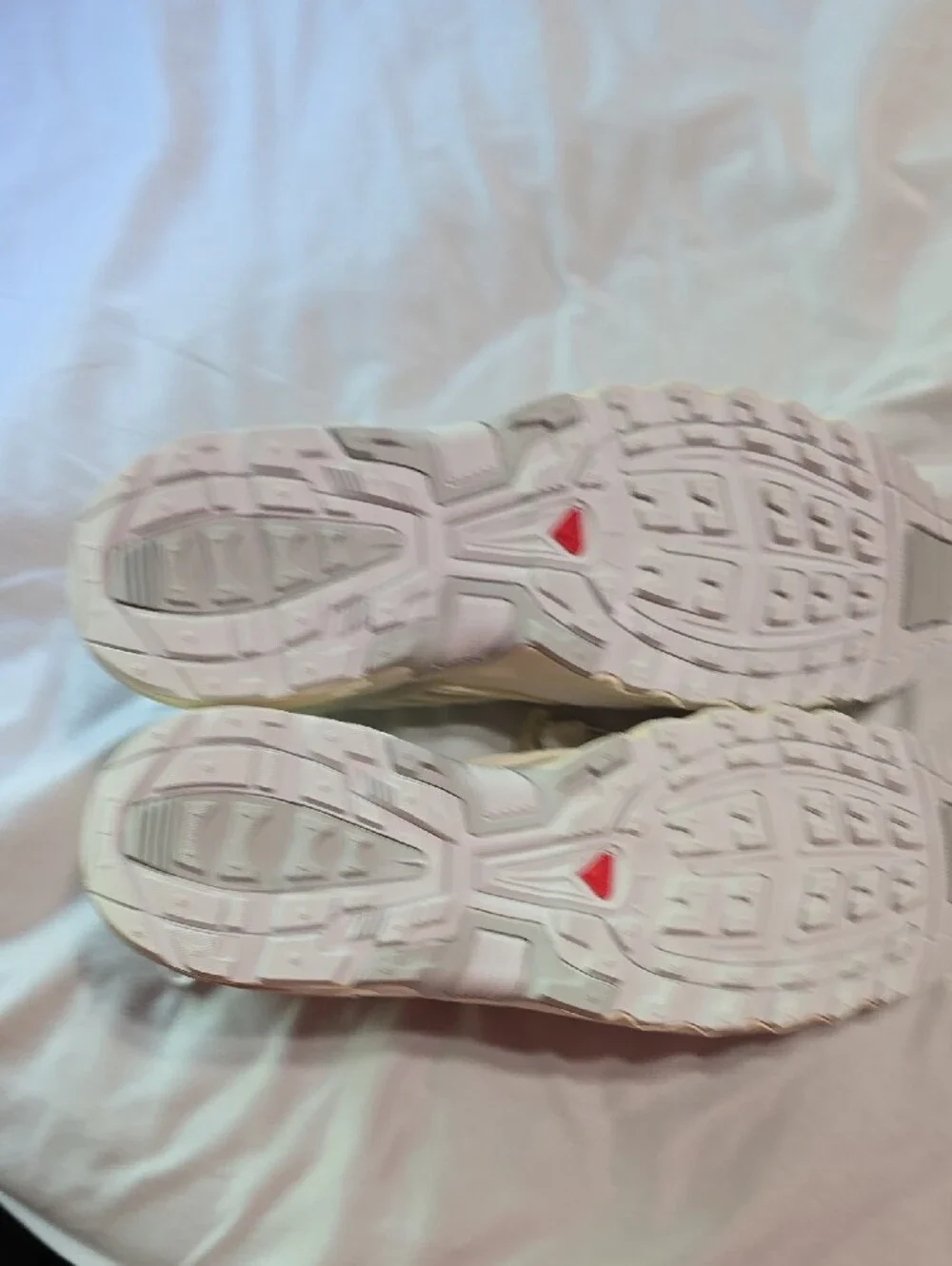 Salomon ACS Pro -White / Vanilla Ice / Lunar Rock (never worn)